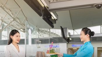 Giá vé máy bay Vietnam Airlines ngày 4/10/2022: Giảm gần một nửa giá vé