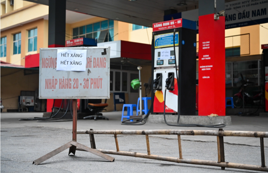 những ngày gần đây có hiện tượng một số doanh nghiệp bán lẻ xăng dầu xin đóng cửa hoặc tạm ngừng kinh doanh