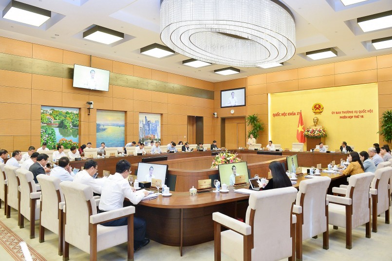 Uỷ ban Thường vụ Quốc hội cho ý kiến về các báo cáo của Chính phủ về: Tình hình thực hiện kế hoạch phát triển kinh tế - xã hội năm 2022, kế hoạch phát triển kinh tế - xã hội năm 2023.