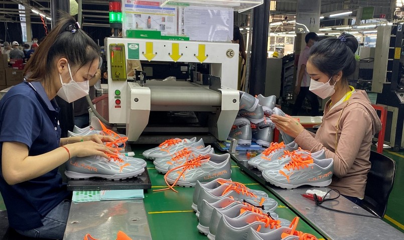 Nhiều mặt hàng xuất khẩu của Việt Nam đối mặt với nguy cơ sụt giảm trong những tháng cuối năm. (Ảnh minh họa) Nhiều mặt hàng xuất khẩu của Việt Nam đối mặt với nguy cơ sụt giảm trong những tháng cuối năm. (Ảnh minh họa)