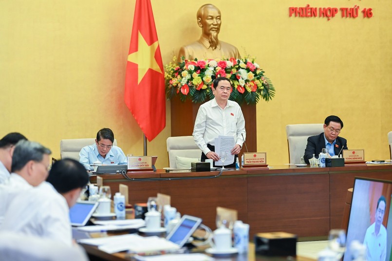 Phó Chủ tịch Thường trực Quốc hội Trần Thanh Mẫn phát biểu tại phiên họp