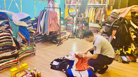 Đắk Lắk: Tạm giữ số lượng lớn quần áo, giày dép giả nhãn hiệu