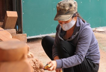 Gỗ Đồng Kỵ gian nan tìm đường thoát khỏi khủng hoảng