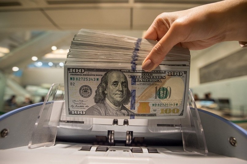 Giá USD ngân hàng tăng mạnh, lên mức 24.500 đồng Giá USD ngân hàng tăng mạnh, lên mức 24.500 đồng