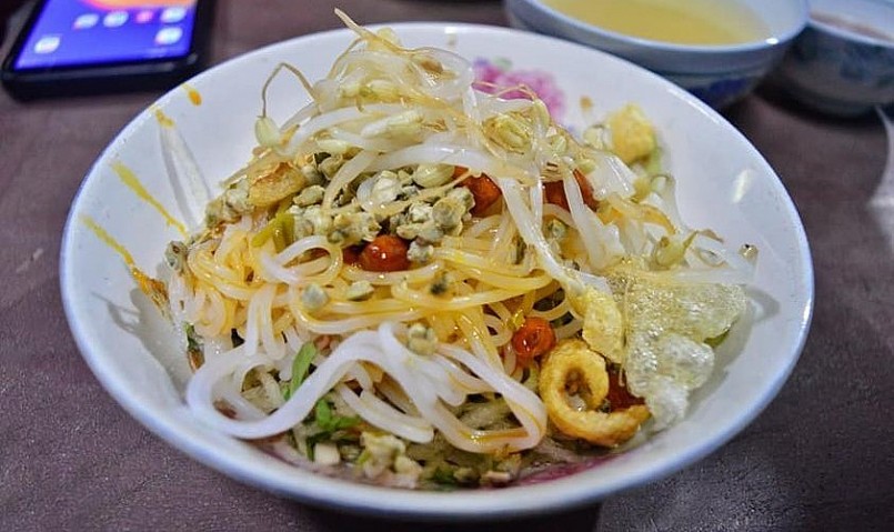 Về xứ Huế thưởng thức 4 món bún lừng danh