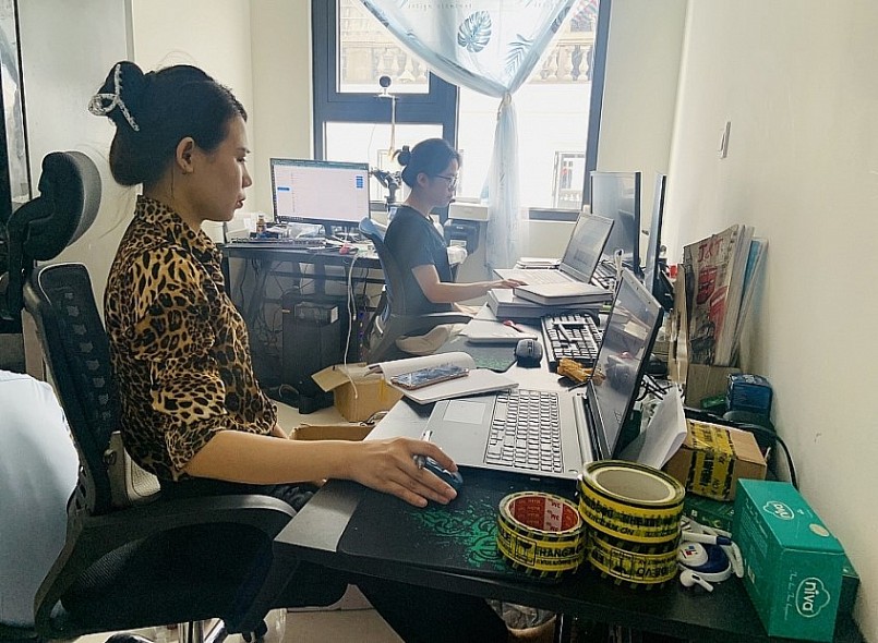 Các tổ chức, cá nhân khi tham gia TMĐT cần tìm hiểu kỹ để chấp hành đúng các quy định của pháp luật.