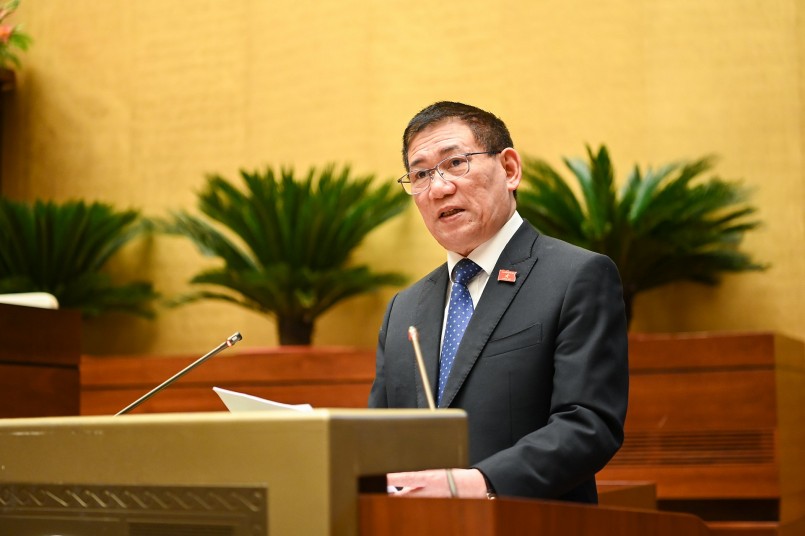 Bộ trưởng Bộ Tài chính Hồ Đức Phớc trình bày Báo cáo đánh giá tình hình thực hiện ngân sách nhà nước năm 2022, dự toán ngân sách nhà nước, phương án phân bổ ngân sách trung ương năm 2023 và Kế hoạch tài chính 3 năm 2023-2025 Bộ trưởng Bộ Tài chính Hồ Đức Phớc trình bày Báo cáo đánh giá tình hình thực hiện ngân sách nhà nước năm 2022, dự toán ngân sách nhà nước, phương án phân bổ ngân sách trung ương năm 2023 và Kế hoạch tài chính 3 năm 2023-2025