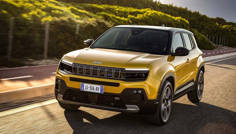 Jeep cũng không đứng ngoài cuộc chơi xe điện tại Paris Motor Show 2022 khi mang đến mẫu Jeep Avenger.