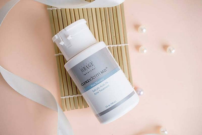 Tips chọn các sản phẩm skincare dành cho cô nàng da dầu mụn