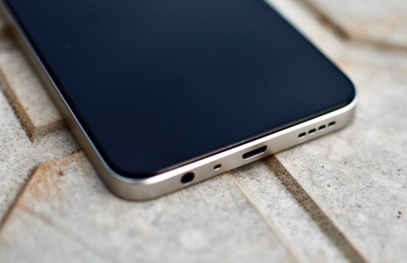 Realme C33: Chiếc máy “ngon” nhất phân khúc 3 triệu? Realme C33: Chiếc máy “ngon” nhất phân khúc 3 triệu?