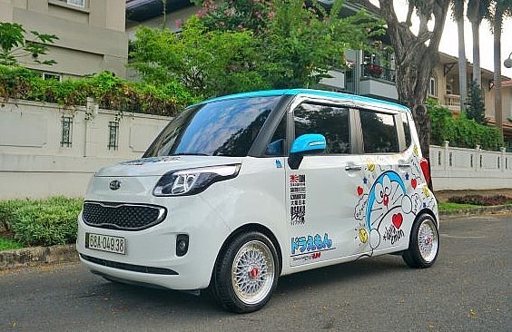 Là xe nhập khẩu nguyên chiếc từ Hàn Quốc, mẫu xe Kia Ray Turbo 2015 trong bài viết này được giữ gìn kỹ lưỡng như xe mới mua.