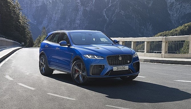 Jaguar F-Pace SVR 