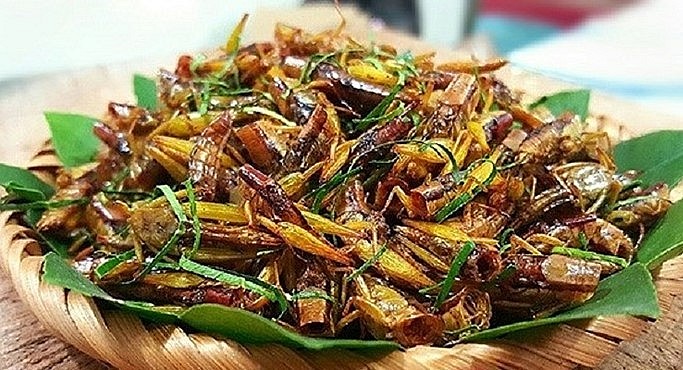 Muồm muỗm rang Mường Lò là món ăn được chế biến từ nguyên liệu đặc biệt.