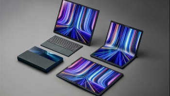 Asus Zenbook 17 Fold OLED: Chiếc máy tính cỡ lớn có thể gập lại