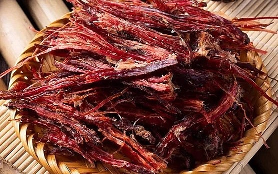 Thịt trâu gác bếp