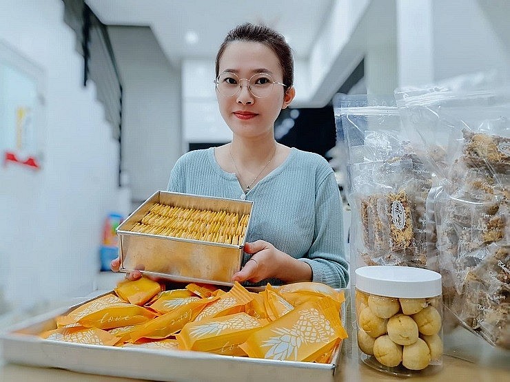 Với công việc hiện tại, chị Vân vừa có thể chăm sóc con cái vừa có thu nhập gấp 3 lần lương văn phòng trước kia Với công việc hiện tại, chị Vân vừa có thể chăm sóc con cái vừa có thu nhập gấp 3 lần lương văn phòng trước kia