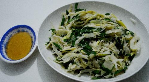 Thứ mọc bờ bụi ở Việt Nam, dân hái bán thành đặc sản giá 280.000/kg