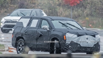 Toyota Highlander 2024 với biến thể "khổng lồ", khách "hết lời khen"