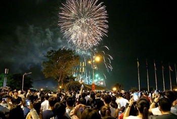 Tổ chức, cá nhân nào được sản xuất và kinh doanh pháo hoa Tết 2023?