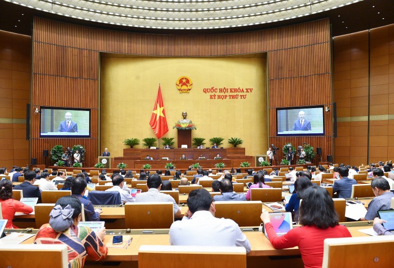 Quốc hội thảo luận ở hội trường về việc thực hiện chính sách, pháp luật về thực hành tiết kiệm, chống lãng phí giai đoạn 2016-2021