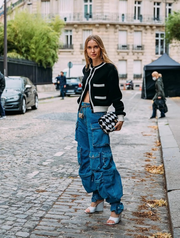 Mốt trang phục cho mùa Đông 2022 gây bão, chất liệu da mê hoặc Mốt trang phục cho mùa Đông 2022 gây bão, chất liệu da mê hoặc