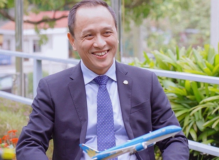 Tổng giám đốc Vietnam Airlines Lê Hồng Hà nhận lương và thù lao cao nhất gần 78 triệu đồng/tháng Tổng giám đốc Vietnam Airlines Lê Hồng Hà nhận lương và thù lao cao nhất gần 78 triệu đồng/tháng