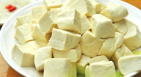 Vì sao nói “sớm không mua thịt lợn, muộn không mua đậu phụ”?