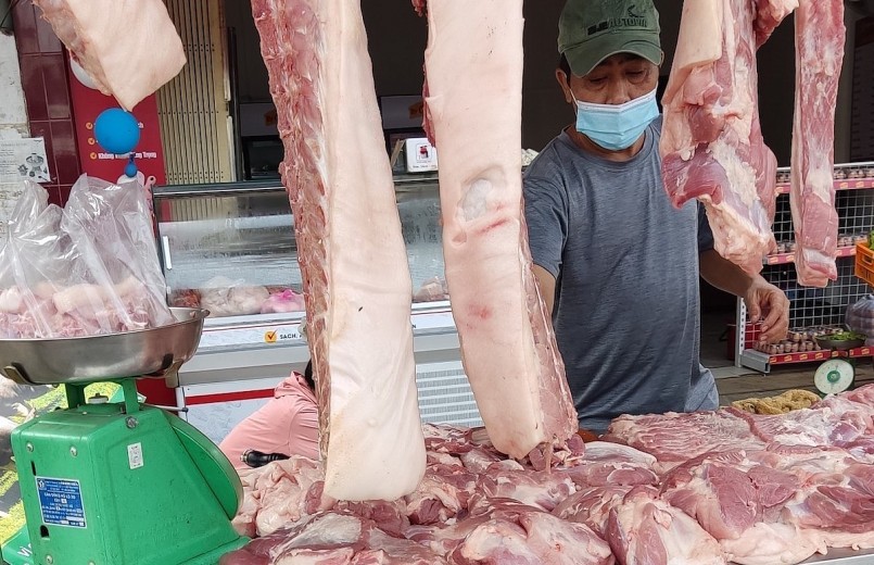 Thịt heo hiện nay chủ yếu tiêu thụ trong nước, thị trường xuất khẩu còn rất khó khăn.