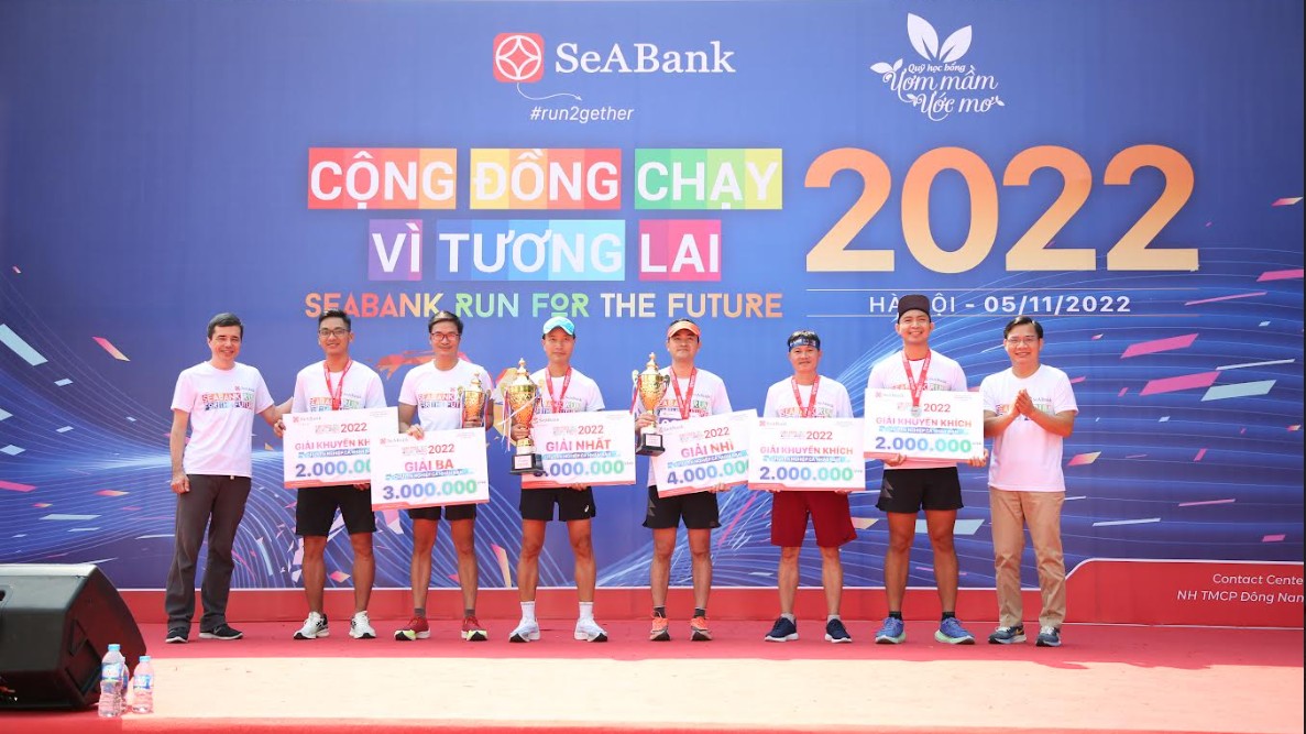 Chuỗi giải chạy cộng đồng “SeABank Run for The Future - Cộng đồng chạy vì tương lai 2022” thu hút hơn 5.200 người tham gia