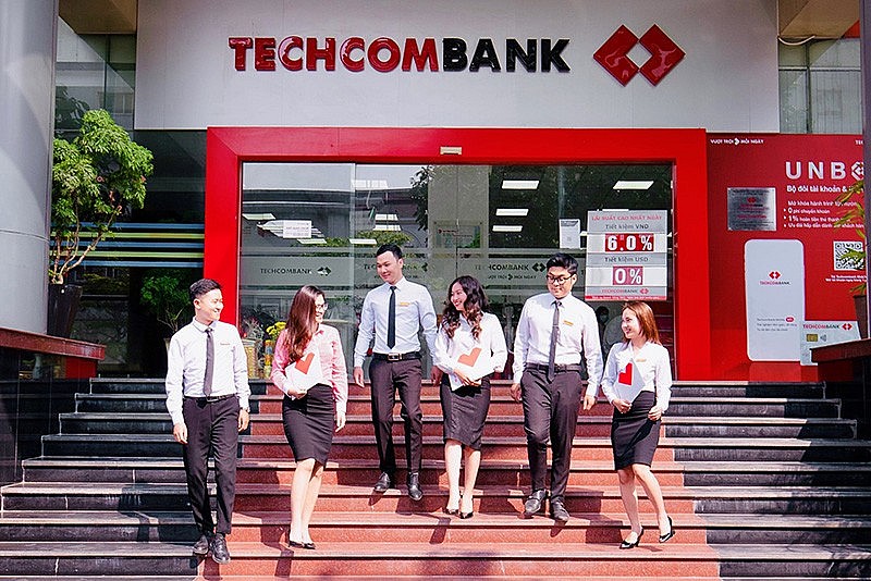 Thu nhập bình quân nhân viên ngân hàng Techcombank lên tới 44 triệu đồng/tháng Thu nhập bình quân nhân viên ngân hàng Techcombank lên tới 44 triệu đồng/tháng