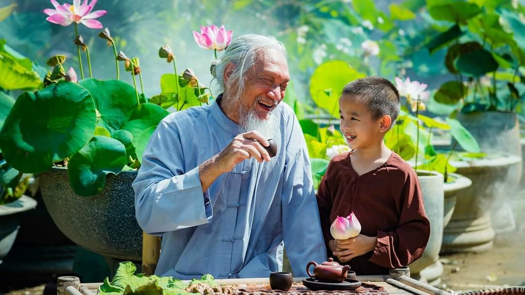 Tác phẩm: "Sen Quê Bác"