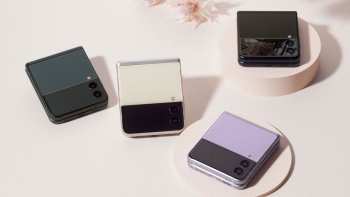 Samsung Z Flip3 giá xả kho, giảm hẳn 10 triệu đồng