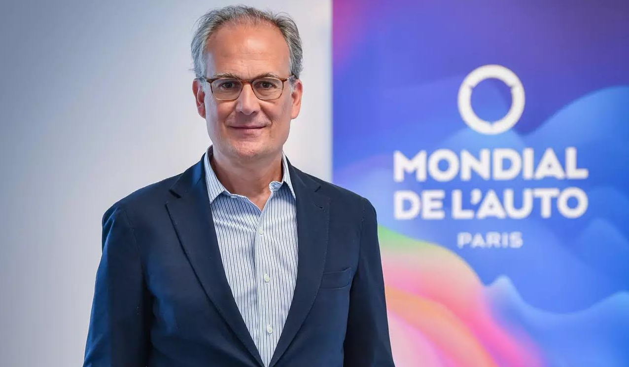 Ông Serge Gachot - Giám đốc điều hành Paris Motor Show ấn tượng với hành trình 4 năm qua của VinFast. Ông Serge Gachot - Giám đốc điều hành Paris Motor Show ấn tượng với hành trình 4 năm qua của VinFast.