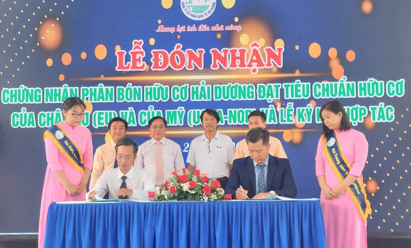 Công ty Cổ phần Quốc tế Hải Dương đạt chứng nhận tiêu chuẩn phân bón hữu cơ Châu Âu và Mỹ Công ty Cổ phần Quốc tế Hải Dương đạt chứng nhận tiêu chuẩn phân bón hữu cơ Châu Âu và Mỹ