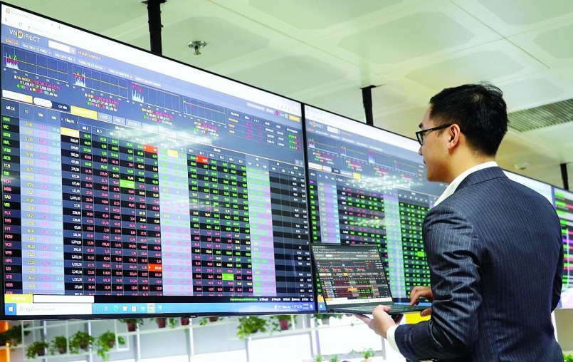 áp lực đáo hạn trái phiếu vẫn là nguyên nhân chính tác động đến thanh khoản thị trường