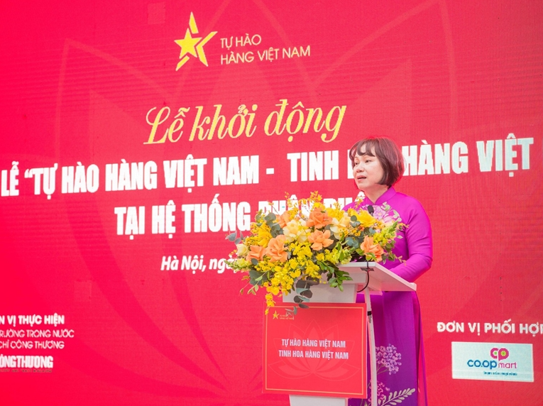 Phó Vụ trưởng Vụ Thị trường trong nước (Bộ Công Thương) Lê Việt Nga phát biểu Phó Vụ trưởng Vụ Thị trường trong nước (Bộ Công Thương) Lê Việt Nga phát biểu