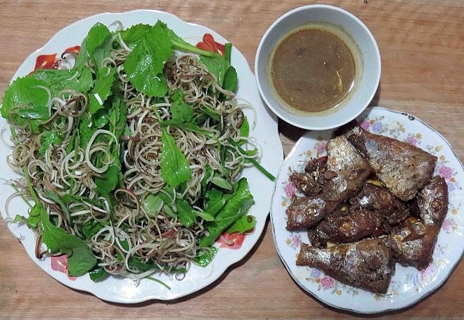 Đĩa rau sống trộn chua lẻ 