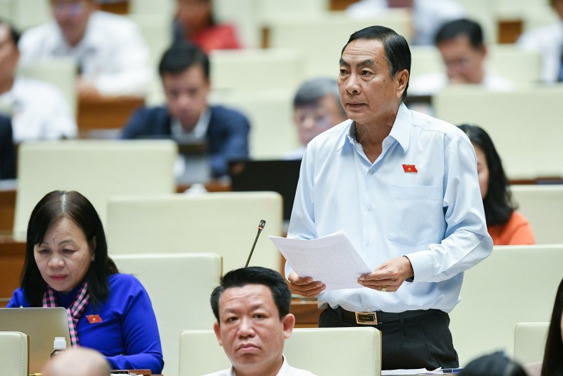  đại biểu Phạm Văn Hòa - Đoàn ĐBQH tỉnh Đồng Tháp 