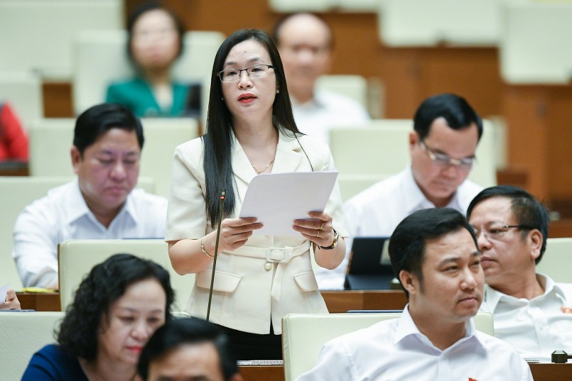 đại biểu Quốc hội Trần Thị Thu Hằng - Đoàn ĐBQH tỉnh Đắk Nông 