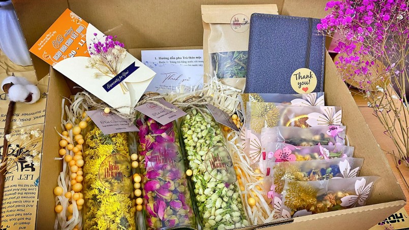 Tặng phẩm thiết thực "lên ngôi" ngày Nhà giáo Việt Nam 20/11 Tặng phẩm thiết thực "lên ngôi" ngày Nhà giáo Việt Nam 20/11