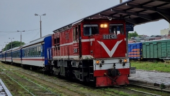 Tàu Tết 2023: Thêm 15 đoàn tàu với hơn 8.000 vé chặng TP.HCM và các ga miền Trung
