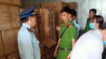 Bình Dương: Chuyển cơ quan điều tra vụ kinh doanh giày bảo hộ lao động giả mạo nhãn hiệu