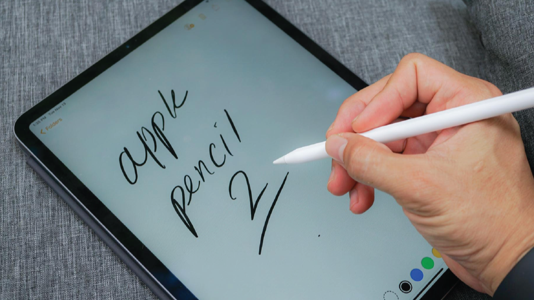 Máy tính bảng tích hợp bút cảm ứng "vạn năng", chọn mua mẫu nào để được tặng kèm