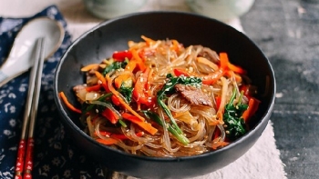 Cách làm miến trộn Hàn Quốc đơn giản, ngon đúng điệu