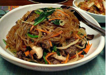 Cách làm miến trộn Hàn Quốc hấp dẫn, lạ miệng để đổi khẩu vị