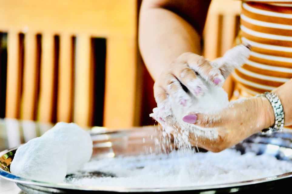 Món bánh xưa là thứ quà dành cho người nghèo, nay thành của hiếm có khó tìm