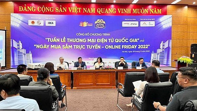 Quang cảnh buổi họp báo 