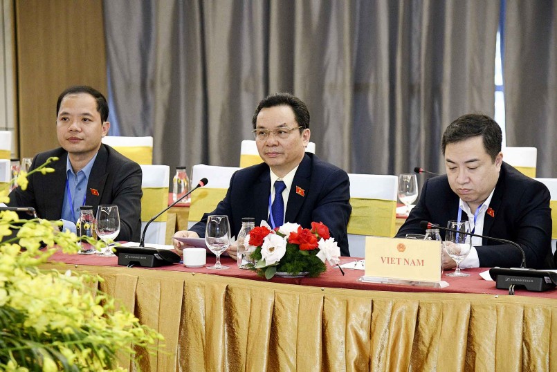 Đại biểu Hoàng Văn Cường