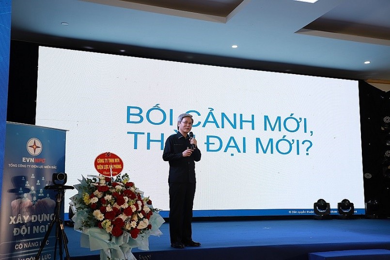 Ông Giản Tư Trung - Chủ tịch Sáng lập Học Viện Quản Lý PACE, Hiệu trưởng Trường Doanh Nhân PACE, Viện trưởng Viện nghiên cứu Giáo dục IRED, Phó Chủ tịch điều hành của Quỹ Văn hóa Phan Châu Trinh Ông Giản Tư Trung - Chủ tịch Sáng lập Học Viện Quản Lý PACE, Hiệu trưởng Trường Doanh Nhân PACE, Viện trưởng Viện nghiên cứu Giáo dục IRED, Phó Chủ tịch điều hành của Quỹ Văn hóa Phan Châu Trinh