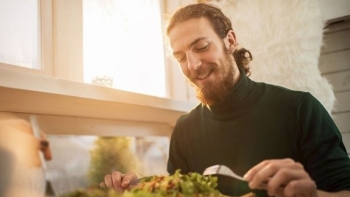 Nam giới nên bổ sung vitamin và khoáng chất gì